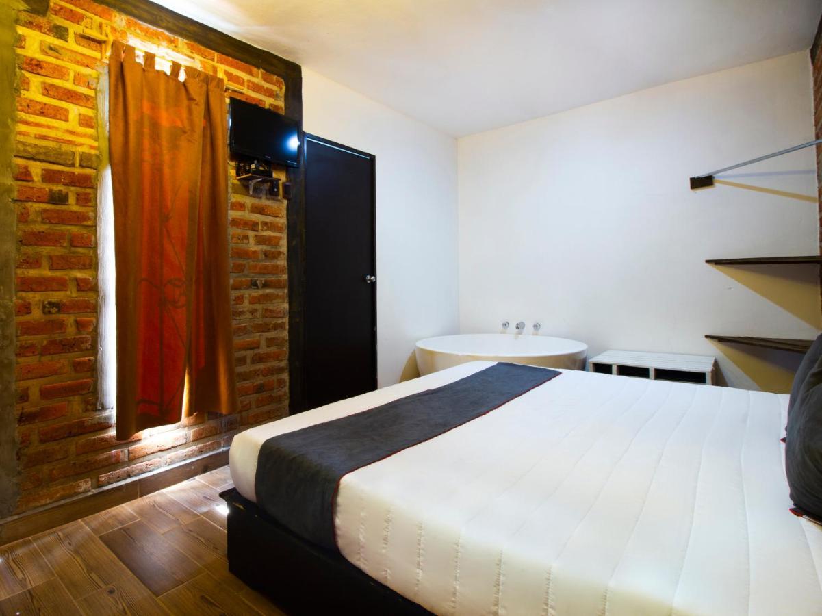 Hotel Cabañas Azul Tequilana Arandas Exterior foto